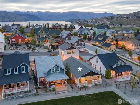 481 Mackinaw Lane Chelan WA 98816