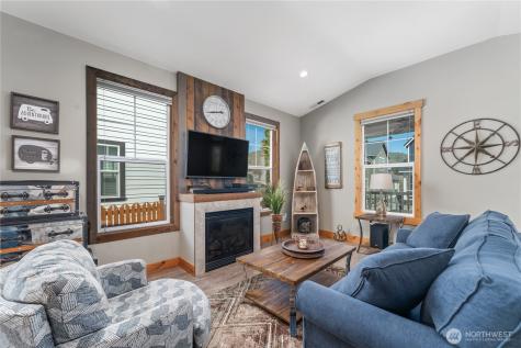 481 Mackinaw Lane Chelan WA 98816