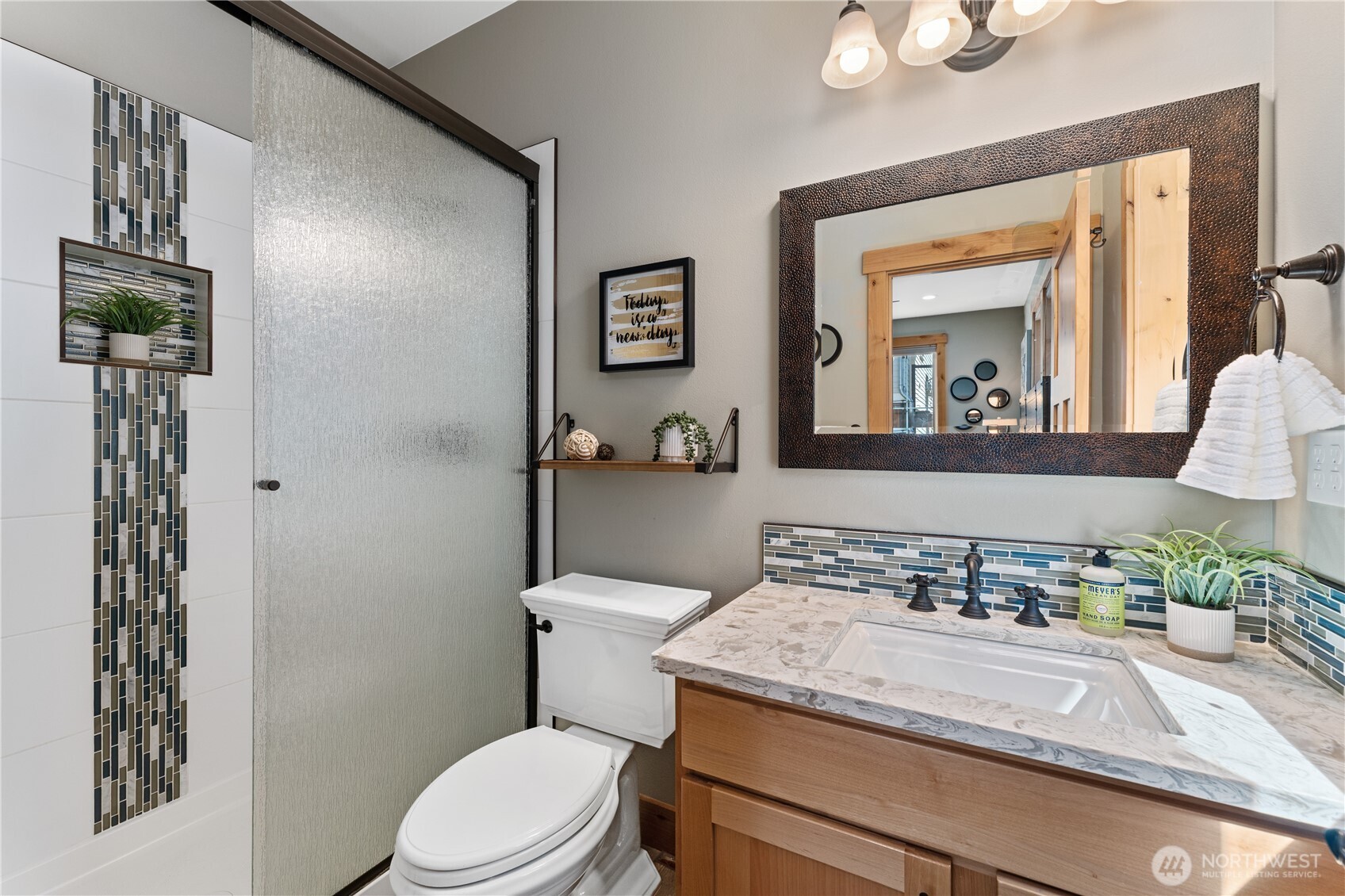481 Mackinaw Lane Chelan WA 98816