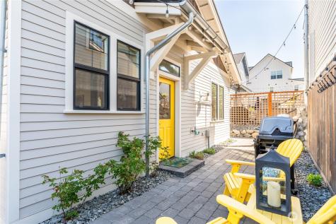 481 Mackinaw Lane Chelan WA 98816