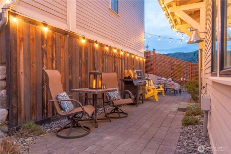 481 Mackinaw Lane Chelan WA 98816