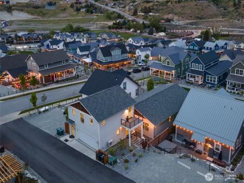 481 Mackinaw Lane Chelan WA 98816