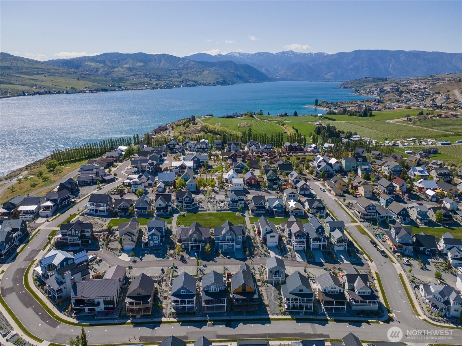 481 Mackinaw Lane Chelan WA 98816