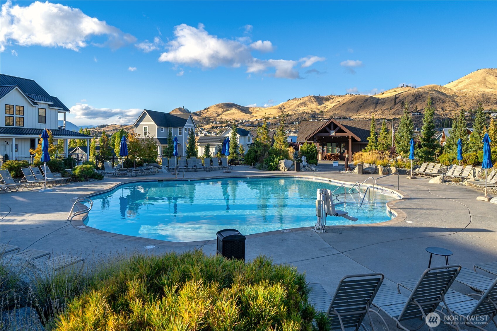 481 Mackinaw Lane Chelan WA 98816