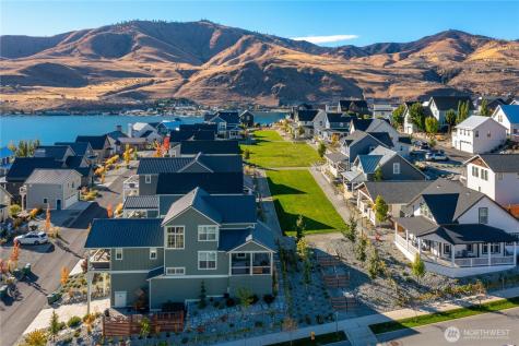 481 Mackinaw Lane Chelan WA 98816