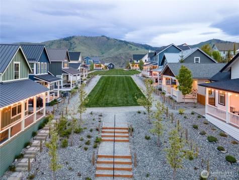 481 Mackinaw Lane Chelan WA 98816