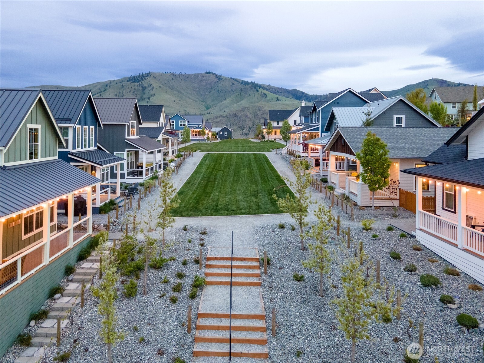 481 Mackinaw Lane Chelan WA 98816