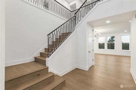 8419 137th Avenue SE Newcastle WA 98059