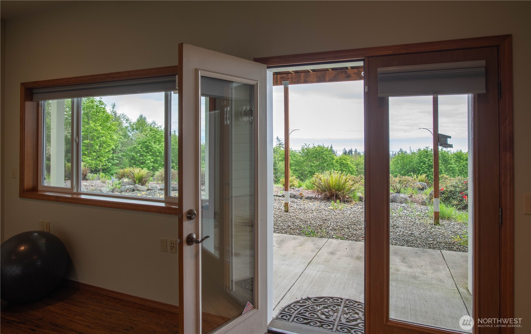 975 E Simmons Road Port Angeles WA 98362