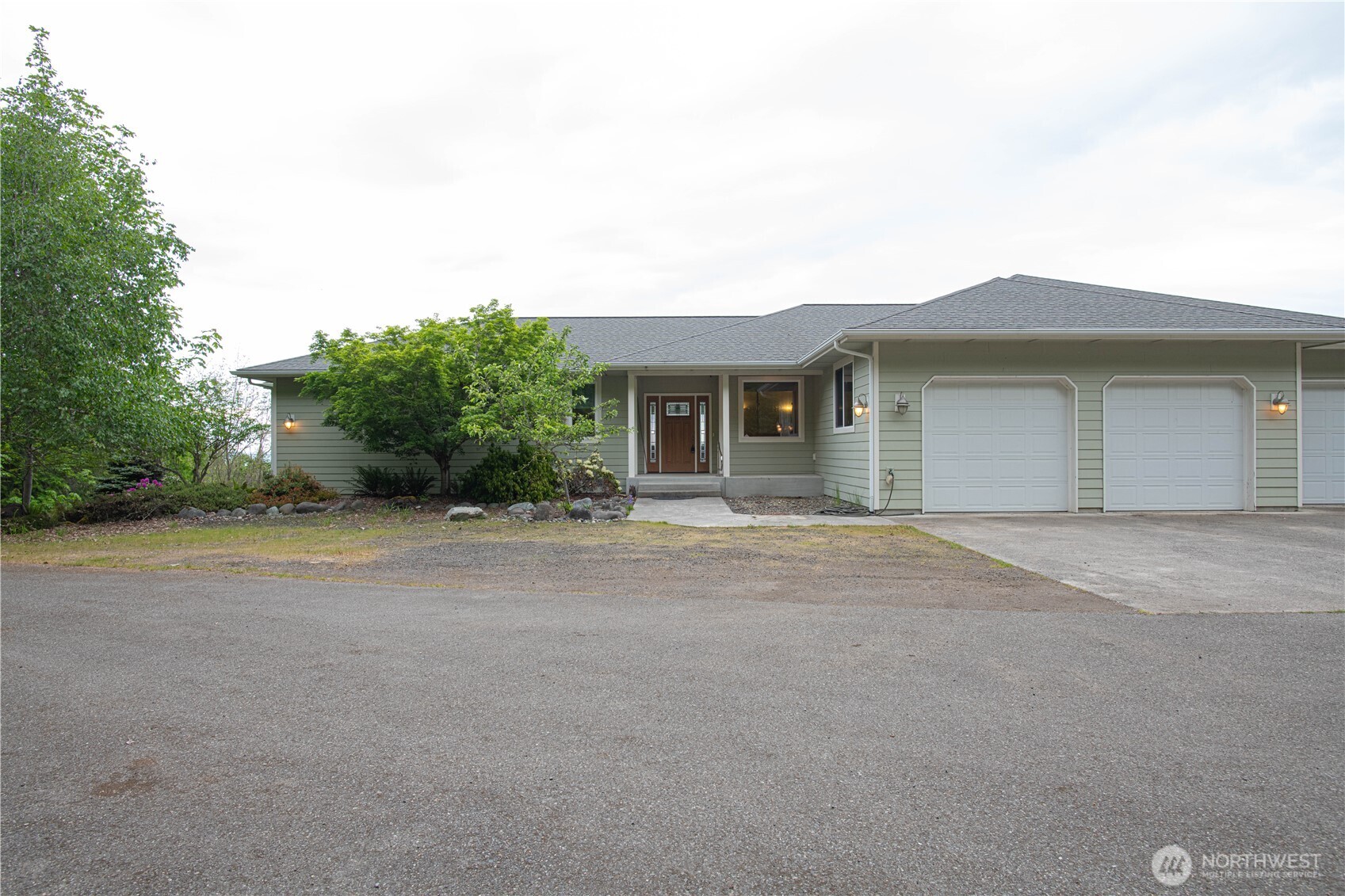 975 E Simmons Road Port Angeles WA 98362