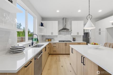 33 213th Place SW Bothell WA 98021