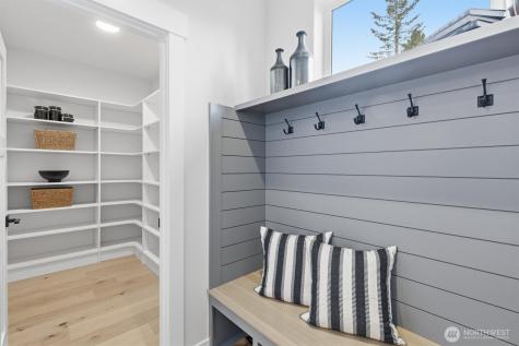 33 213th Place SW Bothell WA 98021