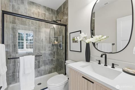 33 213th Place SW Bothell WA 98021