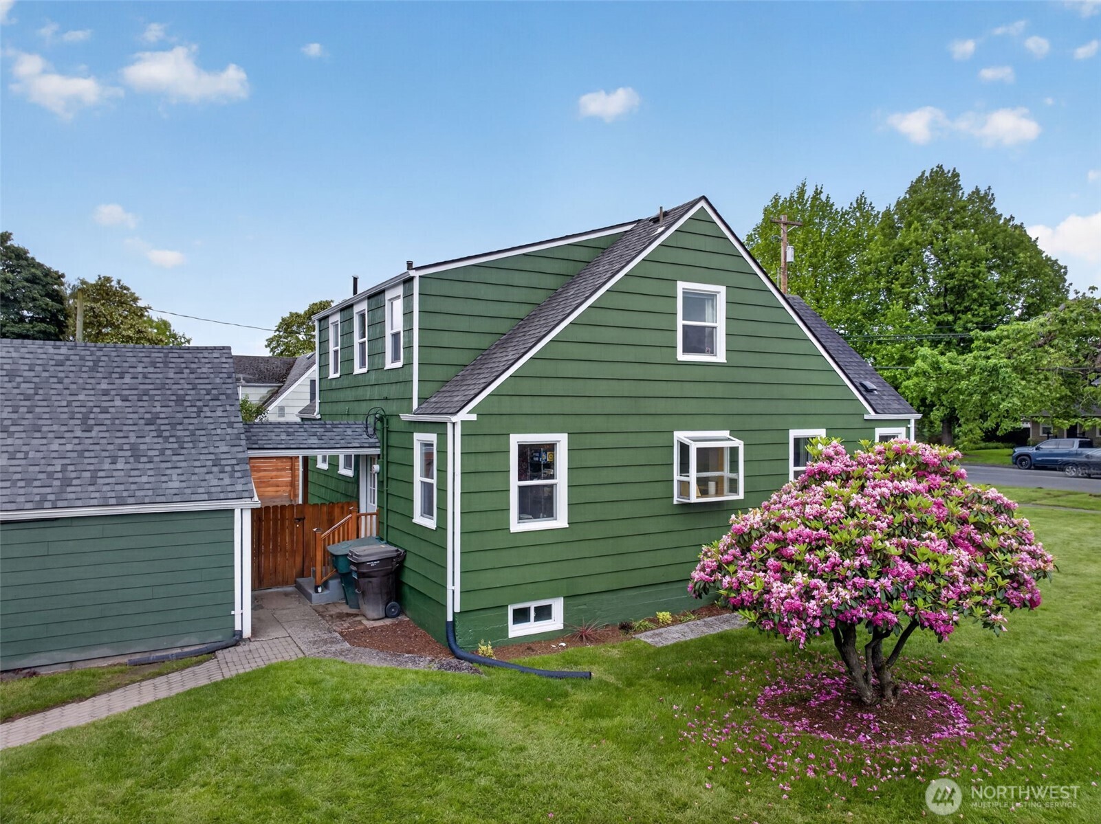 1528 7th Avenue Longview WA 98632