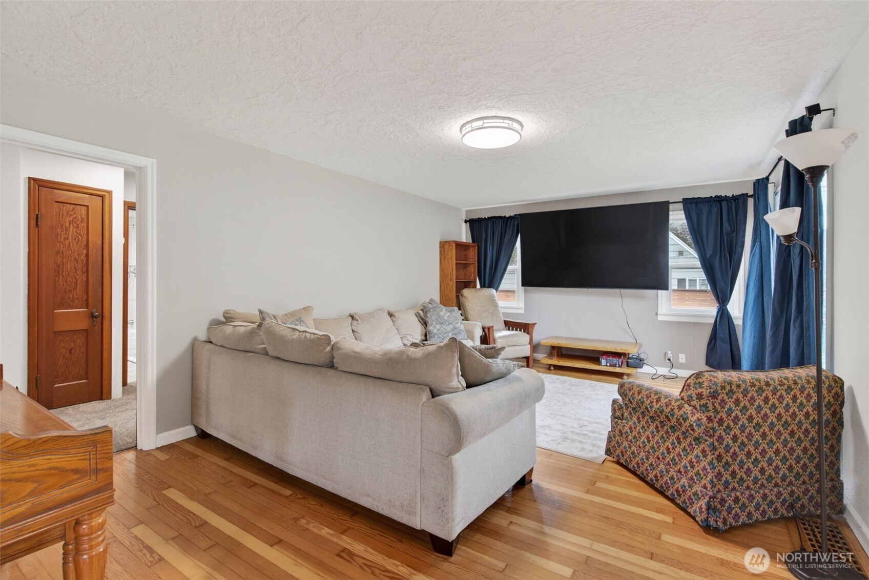 1528 7th Avenue Longview WA 98632