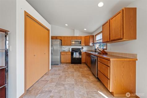 1317 W Electra Street Moses Lake WA 98837