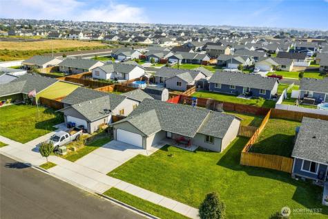 1317 W Electra Street Moses Lake WA 98837