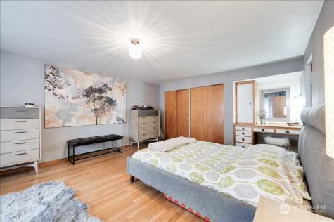 16021 38th Avenue Ne Lake Forest Park WA 98155