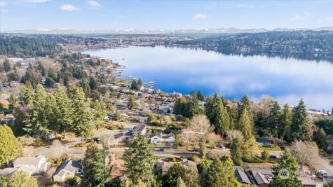 16021 38th Avenue Ne Lake Forest Park WA 98155