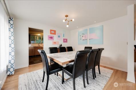 16021 38th Avenue Ne Lake Forest Park WA 98155