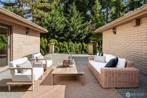 13214 180th Avenue NE Redmond WA 98052