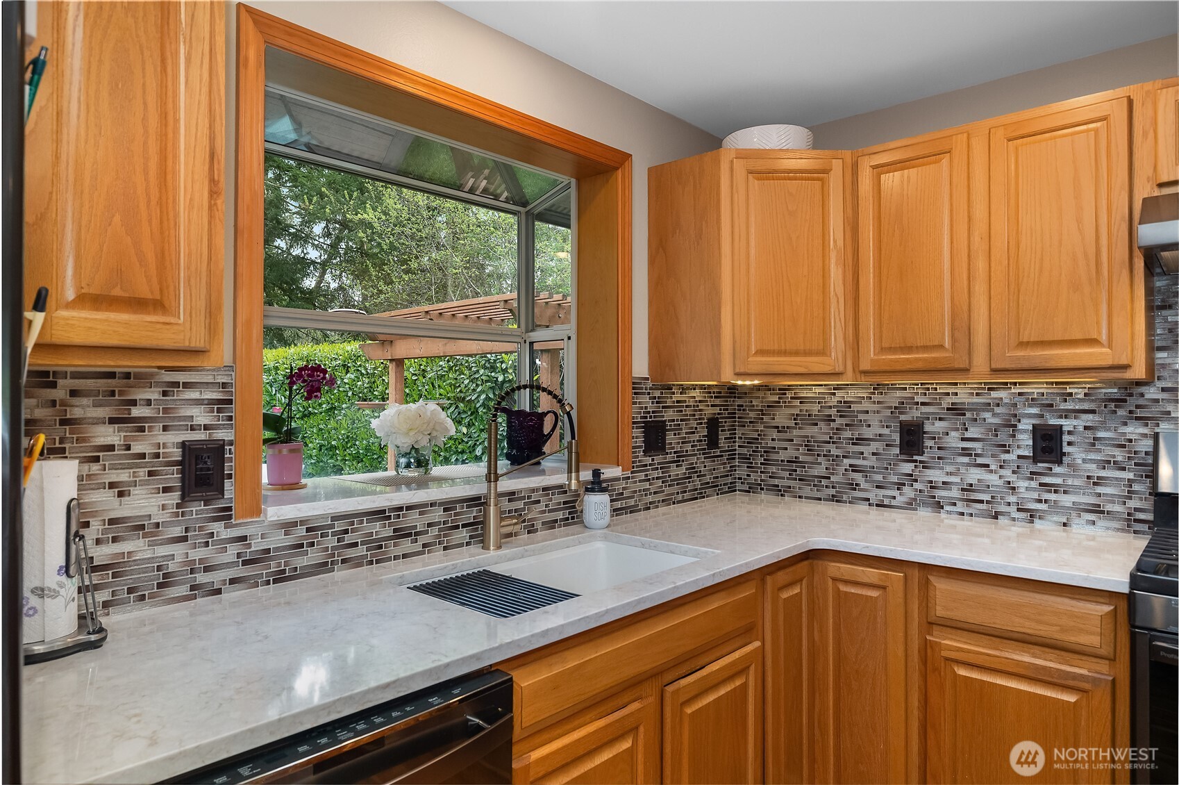 5732 Hill Street NE Olympia WA 98516