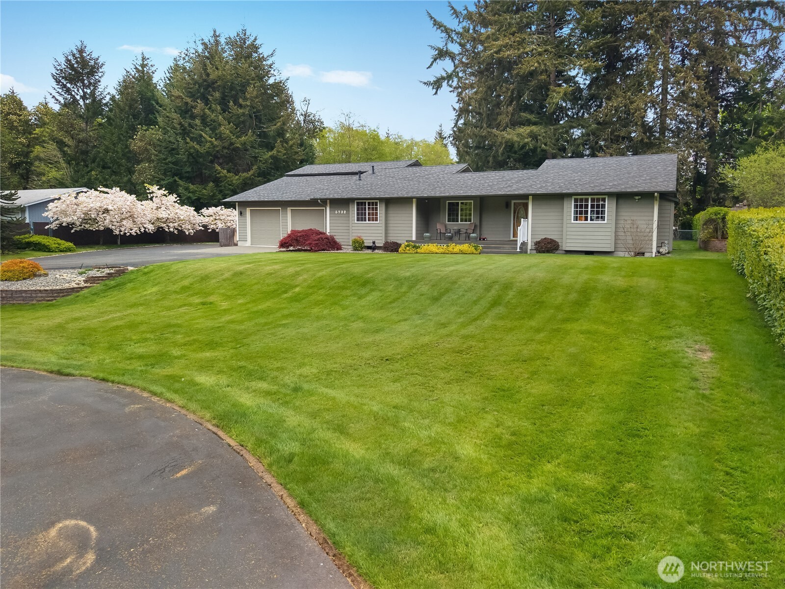 5732 Hill Street NE Olympia WA 98516