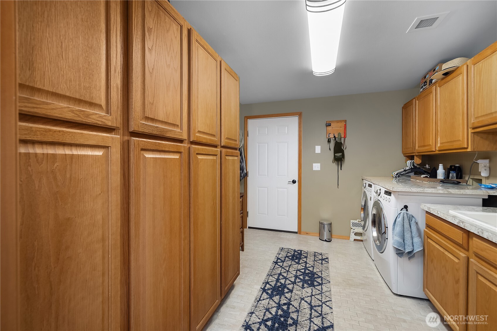 5732 Hill Street NE Olympia WA 98516