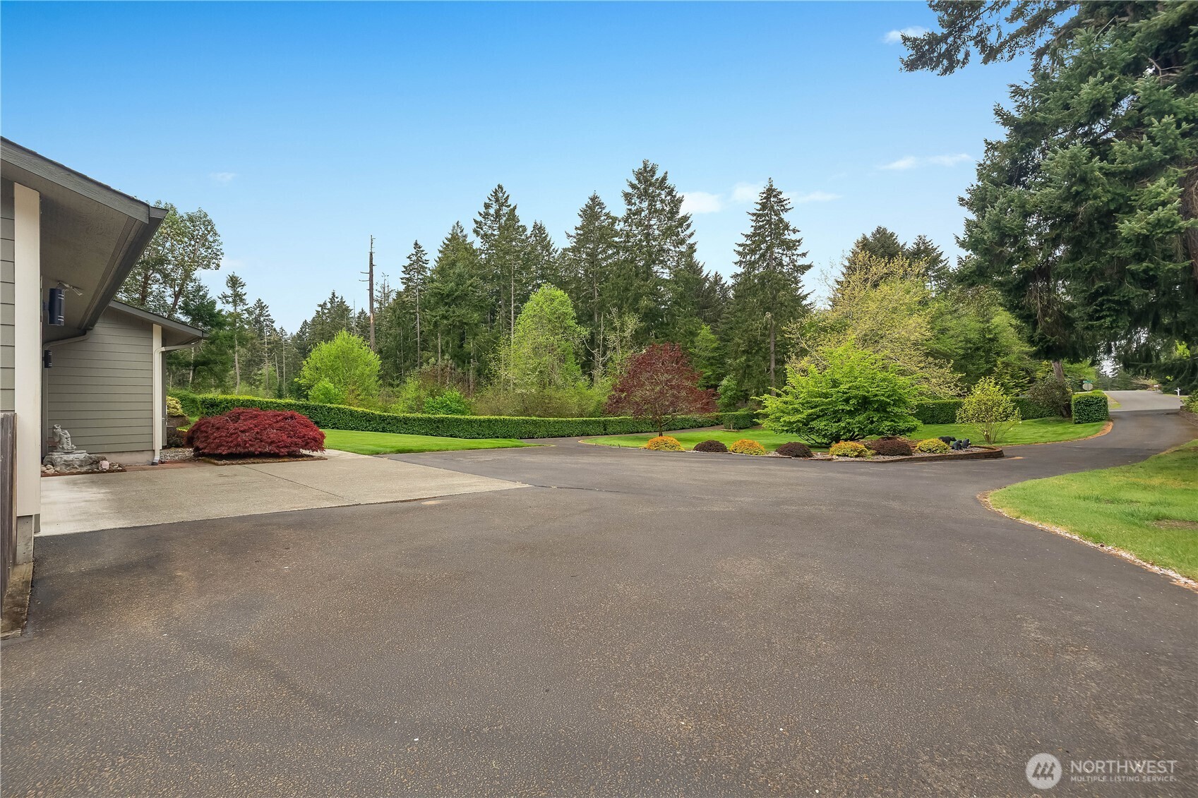 5732 Hill Street NE Olympia WA 98516