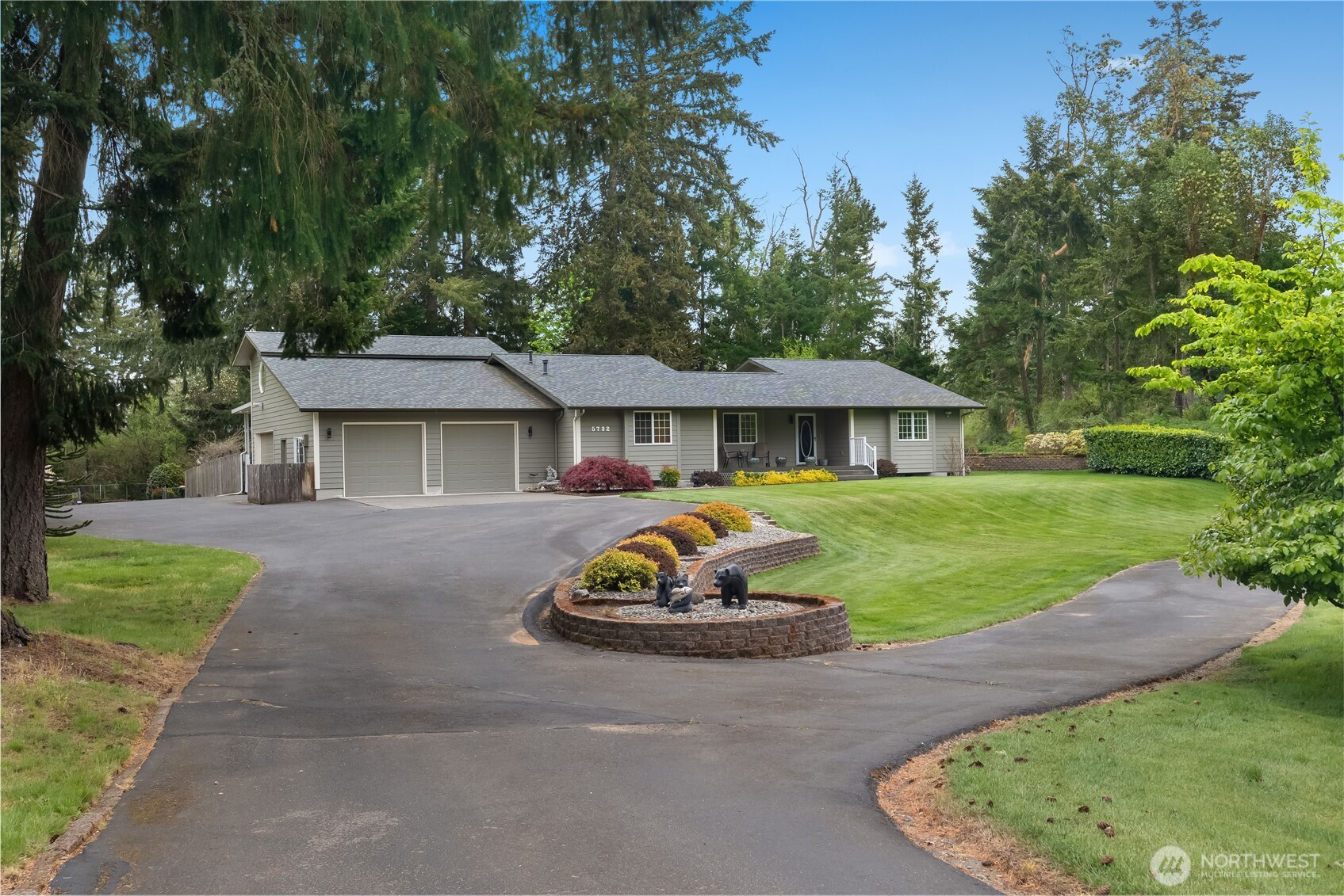 5732 Hill Street NE Olympia WA 98516