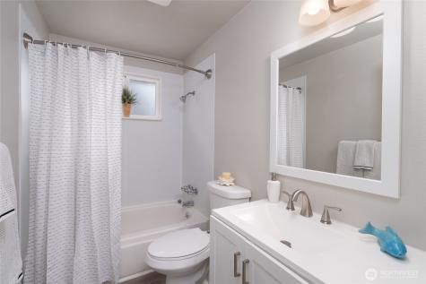 5323 129th Place NE Marysville WA 98271