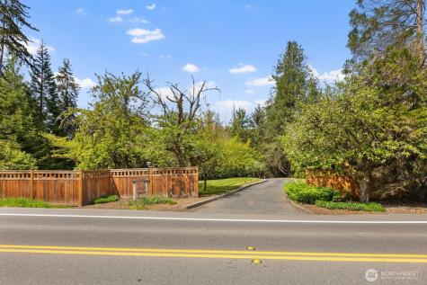 6612 NE 202nd Street Kenmore WA 98028