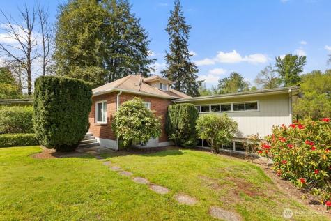 6612 NE 202nd Street Kenmore WA 98028