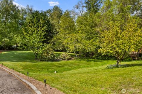 6612 NE 202nd Street Kenmore WA 98028