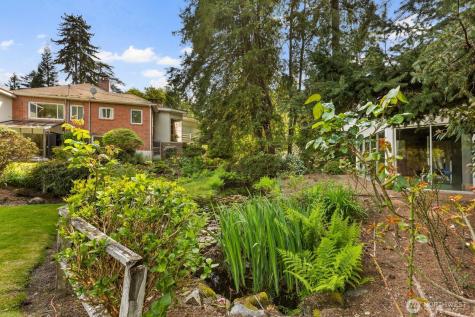 6612 NE 202nd Street Kenmore WA 98028
