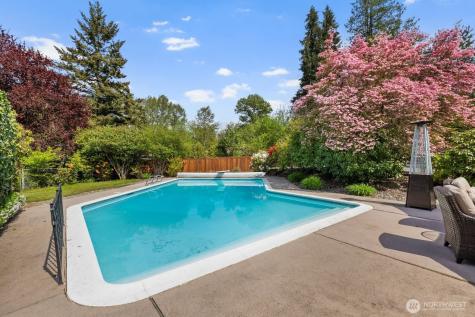 6612 NE 202nd Street Kenmore WA 98028