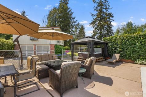 6612 NE 202nd Street Kenmore WA 98028