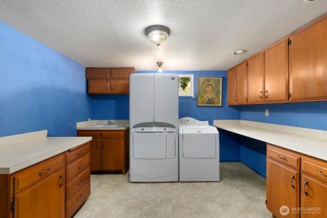 6612 NE 202nd Street Kenmore WA 98028