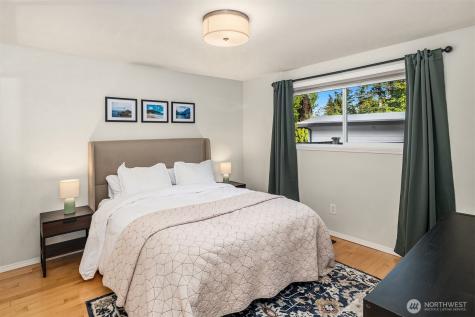 1517 3rd Place Kirkland WA 98033