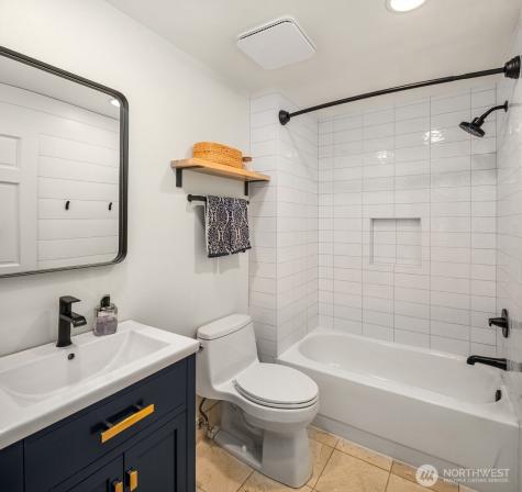 1517 3rd Place Kirkland WA 98033