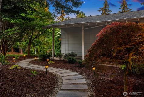 1517 3rd Place Kirkland WA 98033