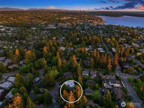 1517 3rd Place Kirkland WA 98033