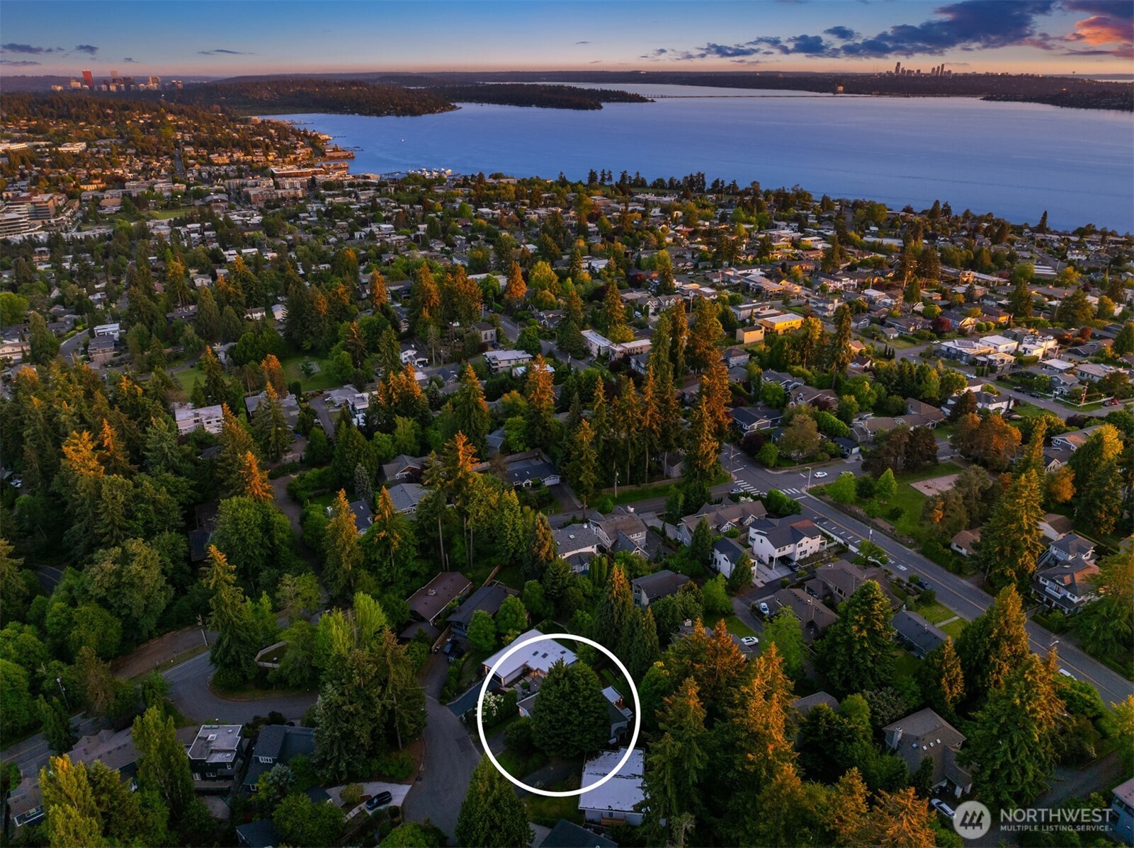 1517 3rd Place Kirkland WA 98033