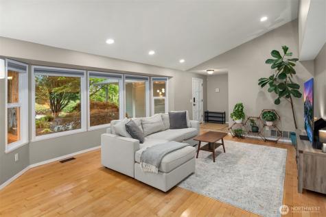 1517 3rd Place Kirkland WA 98033
