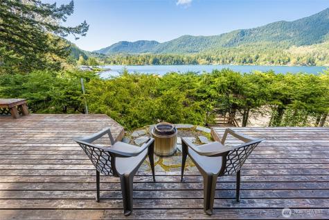 42 Storman Place Port Angeles WA 98363