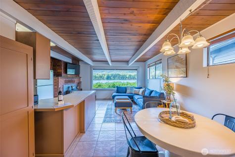 42 Storman Place Port Angeles WA 98363