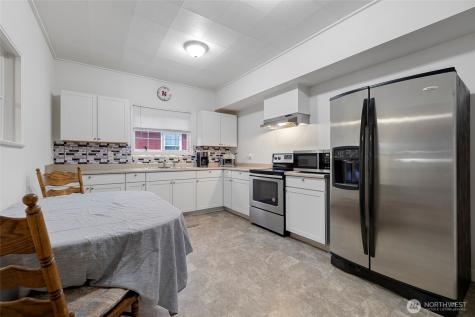 718 N 1st Street Mount Vernon WA 98273