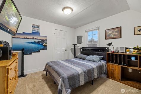 718 N 1st Street Mount Vernon WA 98273