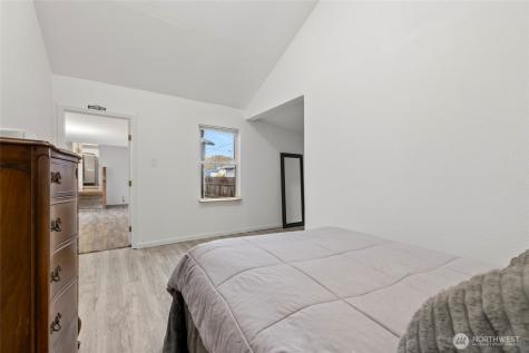 718 N 1st Street Mount Vernon WA 98273