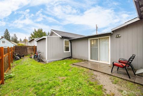 718 N 1st Street Mount Vernon WA 98273